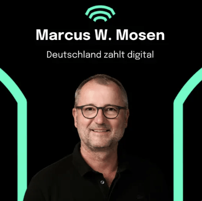 Marcus W. Mosen auf Podcastvisual vom Talk Between the Towers